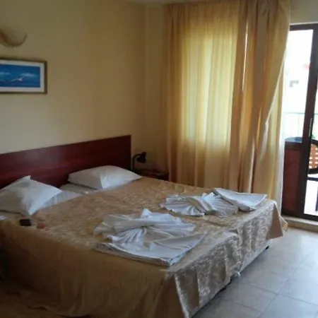 Yalta Complex Szálloda 3*