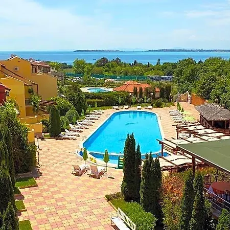 Yalta Complex 3* סבטי ולאס