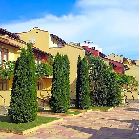 מלון Yalta Complex