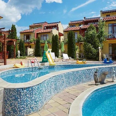 Yalta Complex 3*