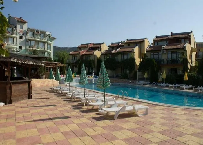Yalta Complex Szálloda 3*