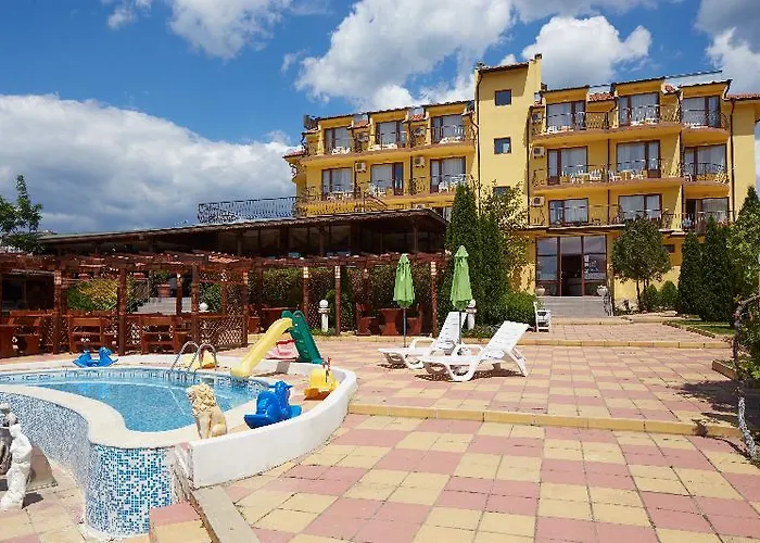 Szálloda Yalta Complex 3*